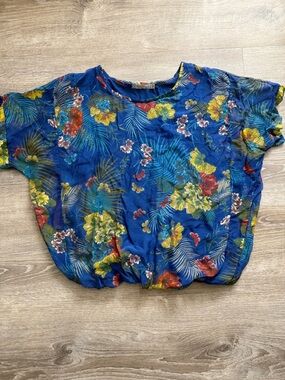 Tendenze 30% silkblend floral top